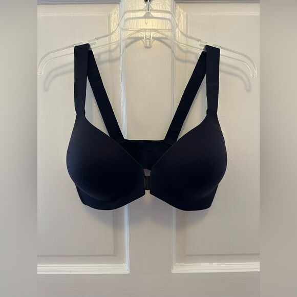 SPANXsmooth™ Bra-llelujah!® Lightly Lined Wireless Bra - Picture 2 of 6